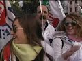 forza nuova è un movimento politico italiano di estrema destra(o ultradestra), talora definito destra antagonista, o neofascista, fondato nel 1997 da roberto fiore e massimo morsello.

ai primi del 2008 è presente con proprie sedi in tutte le regioni d'italia.

nel periodo 2003-2006 ha collaborato con il cartello di alternativa sociale guidato da alessandra mussolini e stringendo collaborazioni sporadiche con la coalizione del centrodestra guidato da berlusconi, mantenendo pur sempre una linea politica di autonomia. per le elezioni politiche del 13 e 14 aprile 2008 forza nuova si è presentato con il proprio simbolo, indipendente da altri schieramenti.