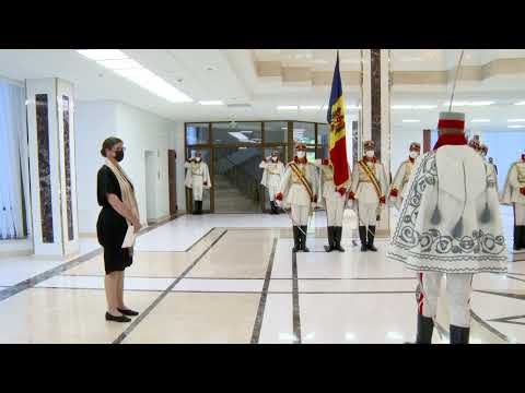 Președintele Maia Sandu a primit scrisorile de acreditare din partea noilor ambasadori ai Regatului Suediei și Uniunii Europene