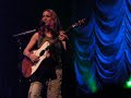 ani-difranco-two-little-girls-brussels-07.html