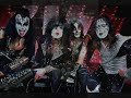 PAUL STANLEY In full Kiss makeup (FOREVER) PAUL STANLEY In full Kiss makeup (FOREVER)