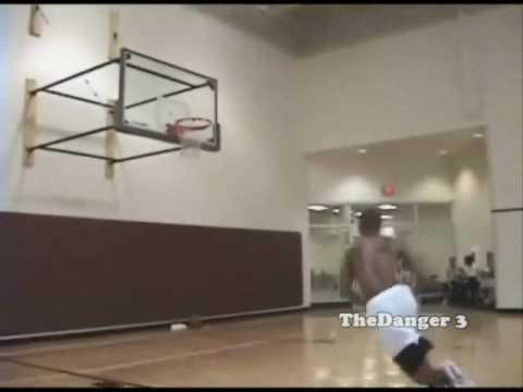 Guy Dupuy aka EASY J meilleur dunker français