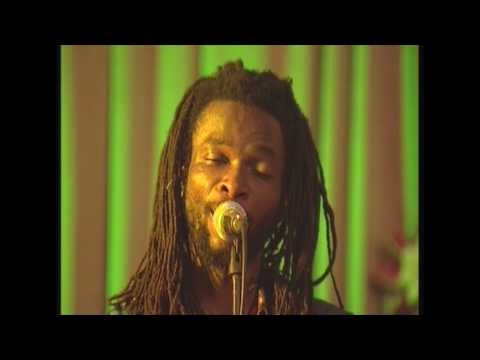 Beautiful Nubia - Ikoko Akufo (Live, 2008)