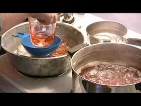 jelly - Making homemade jelly is easy and tasty, too!