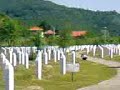 Srebrenica i mezarje Poto?ari