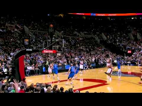 Rudy Fernandez beats the buzzer against Mavericks