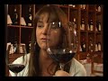 Adriana Grasso falando sobre vinhos em entrevista para a TV Ideal.