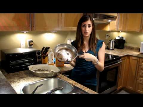 Clean - Melissa Maker, cleaning expert, shows Tamara how to clean a burnt pan - they are usually so hard to clean but with this amazing trick, it's easy to handle! B...