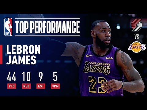 Video: LeBron James DROPS 44 & Passes Wilt Chamberlain On All-Time Scoring List | November 14, 2018