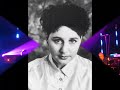 i like elizabeth's version of this song, so i added pictures... 

www.cocteautwins.com
www.cocteautwins.org