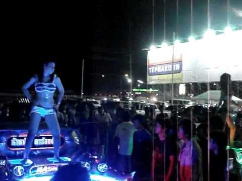 Tepnakorn Coyote Girls.MPG