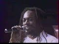 at reggae sunsplash 1984
dockie simpson, puma jones, michael rose, sly & robbie and band.
musicas: 
general penitentiary
guess who's coming to dinner