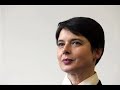 isabella rossellini
� http://www.charloteweb.com/stay_pretty
isabella fiorella elettra giovanna rossellini (born june 18, 1952) is an italian actress, filmmaker, author, philanthropist, and model. rossellini is noted for her brief career as a lanc�me model, and for her roles in films such as blue velvet and death becomes her.