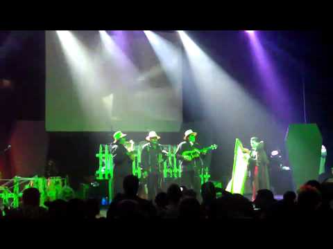 PittsMyersPictures - Rey Fresco @ Ventura Theater October 2011. Halloween bash!