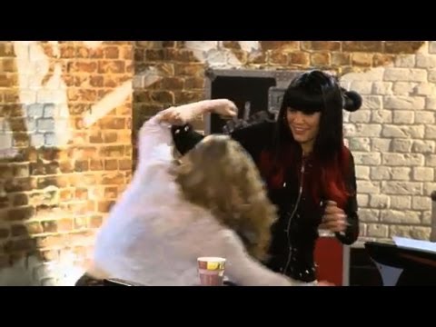 Jessie+J Becky+Hill rugby tackle floors The+Voice+UK The+Voice voice live show BBC+One BBC+1 will.i.am Danny+O%27Donoghue Sir Tom+Jones Holly+Willoughby Reggie+Yates search singing talent coach competition 