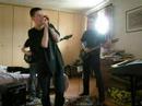 le premier morceau de kuun-edda dans un nouvel enregistrement. sieg � la basse(santander), baptiste au chant(mic stagg sur peavey acoustic/keyboard), djey  � la guitare (lag roxanne ac boss me-20).