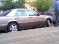 Frau Parkt ein