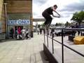 videos de TJ Bar Backflip