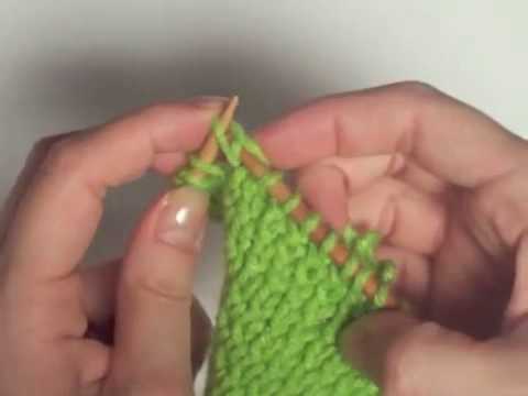 Jersey Retorcido / Crossed Stockinette Stitch