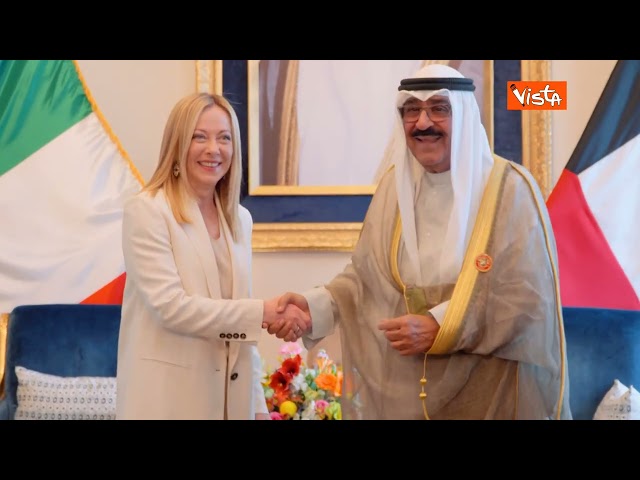 Meloni incontra il Sultano di Oman e l'Emiro del Kuwait in Bahrein per il GCC