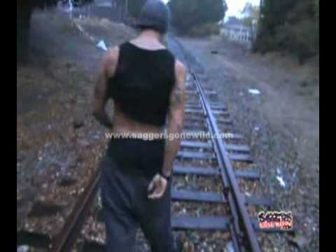 Light italian saggers nude pictures
