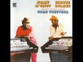Richard Groove Holmes with Jimmy McGriff playing Beanīs Richard Groove Holmes with Jimmy McGriff playing Beanīs