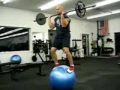 videos de Exercise Ball Weight Lifting