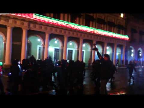 Brutal represión a maestros disidentes de Xalapa