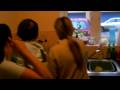 videos de Mabel, Iberica and Joseph in kitchen xmas 2008