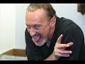 Robert Englund Cs�zy