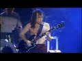 Angus Young vs Slash