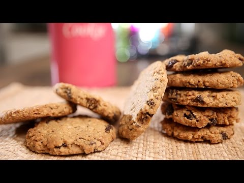 Crispy Oatmeal Cookies