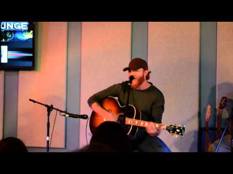 Eric Paslay sings ‘Friday Night’