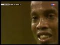 zidane : the greatest player of all times giving a lesson .
le plus grand joueur de tout les temps donnant une le�on.
el jugador m�s grande de todas las veces que dan una lecci�n. 
der gr��te spieler aller male, die eine lektion geben.
o jogador o mais grande de todas as vezes que d�o uma li��o.