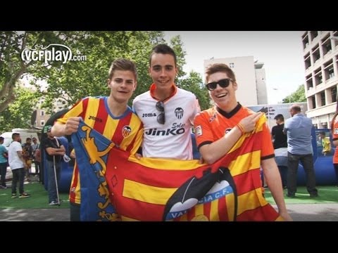 Valencia CF: Gran ambiente en la 'FanZone' que cree en #altraREAMUNTADA