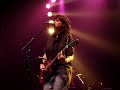 a short clip of amy singing three county highway at the tabernacle in atlanta oct.6 2006.