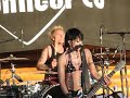 joan jett singing i hate myself for loving you