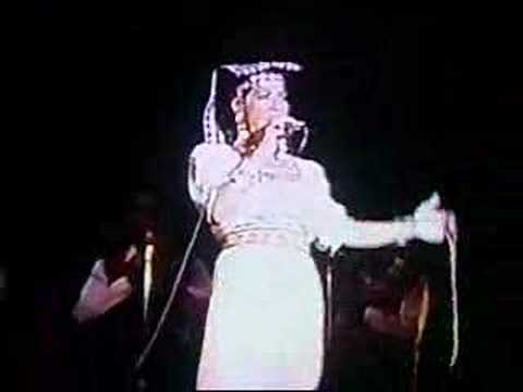 Siwar Q'ente en Homenaje a YMA SUMAC
