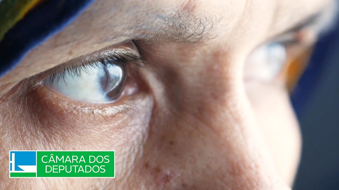 Câmara aprova projeto que cria cordão roxo para identificar pessoas com Alzheimer - 03/08/26