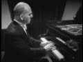 Click here to watch this video Appassionata, 1st Movement, performed by Solomon Cutner