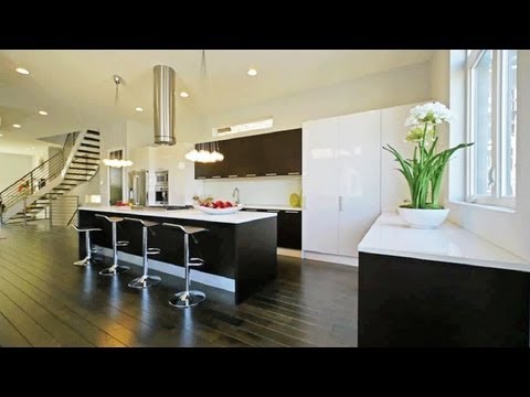 Video: unique new home overlooking Smith Park