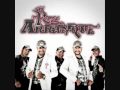 Reyes De Arranque Esa Muchachita Official Music Video and Lyrics
