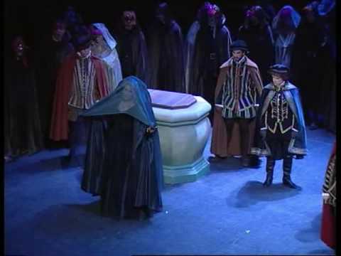 Lucrezia Borgia sung by Maria Velasco