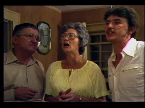 Doc - Give the World a Smile: The Schuyler Family Singers