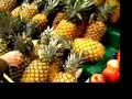 girls buy fruit