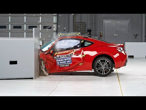 2014 Scion FR-S small overlap IIHS crash test