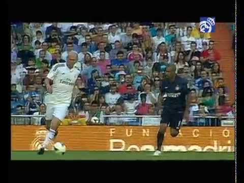 La magia de Zidane en el Bernabéu / Zidane's magical performance at the Bernabéu