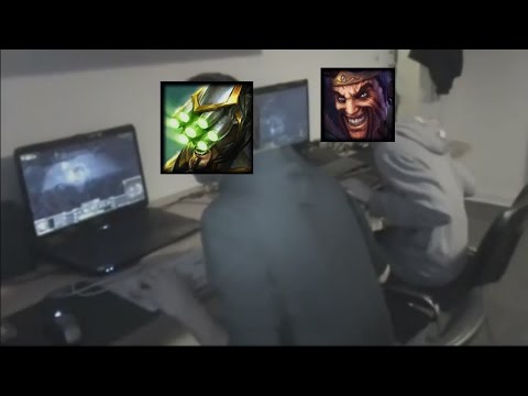 When You Are Playing Duo With Friend