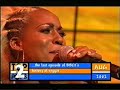 Easther Bennett - Shy Guy Live! Easther Bennett - Shy Guy Live!