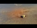 Click here to watch this video Automodelo Syclone Himoto cavalo de pau na terra