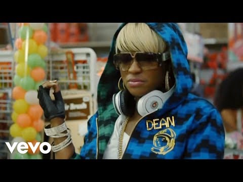 Ester Dean feat. Chris Brown - Drop It Low[video]